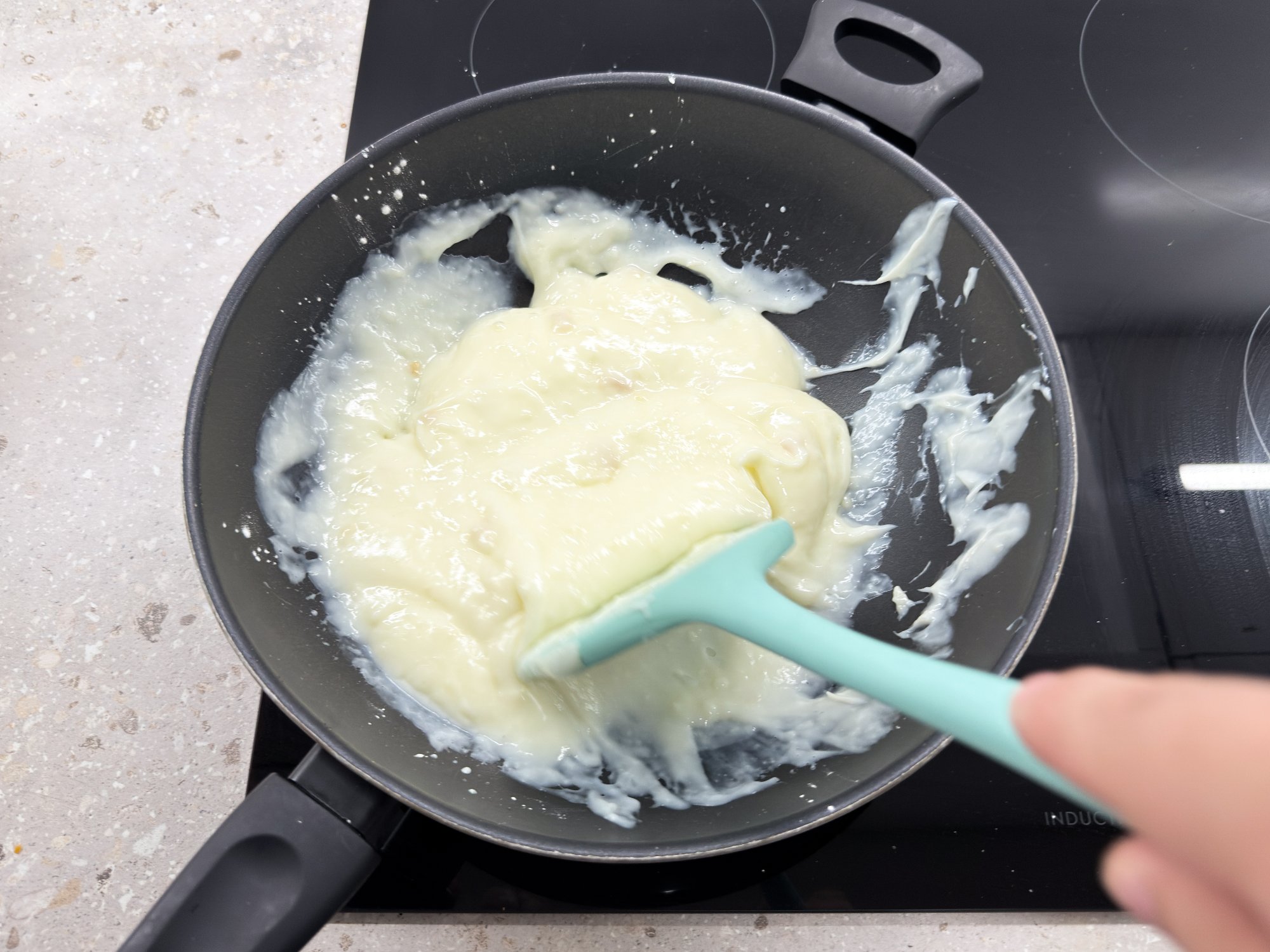 Heat on low until thickened, but it still looks quite abstract...